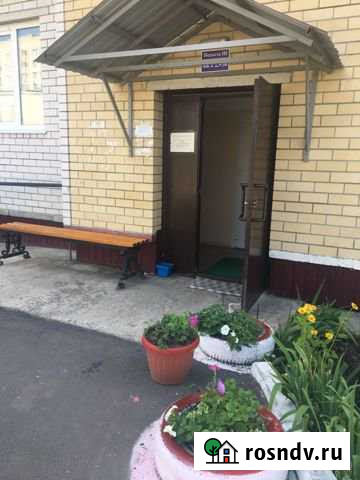 1-комнатная квартира, 28 м², 1/3 эт. на продажу в Острогожске Острогожск - изображение 1