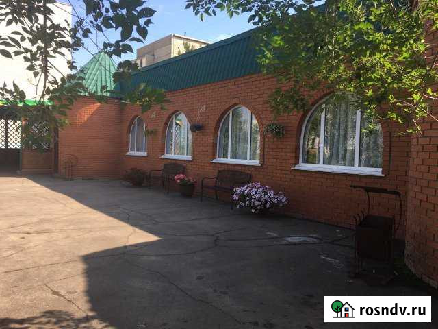 Комната 20 м² в 6-ком. кв., 1/1 эт. в аренду посуточно в Яровом Яровое - изображение 1