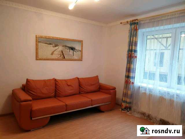 Комната 45 м² в 1-ком. кв., 1/4 эт. в аренду посуточно в Зеленоградске Зеленоградск - изображение 1