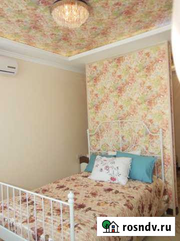 1-комнатная квартира, 49 м², 2/3 эт. в аренду посуточно в Дивноморском Дивноморское - изображение 1