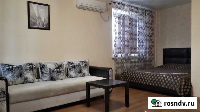 1-комнатная квартира, 40 м², 4/9 эт. в аренду посуточно в Волжском Волгоградской области Волжский - изображение 1