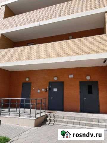 Комната 18 м² в 2-ком. кв., 18/18 эт. в аренду на длительный срок в Щербинке Щербинка - изображение 1