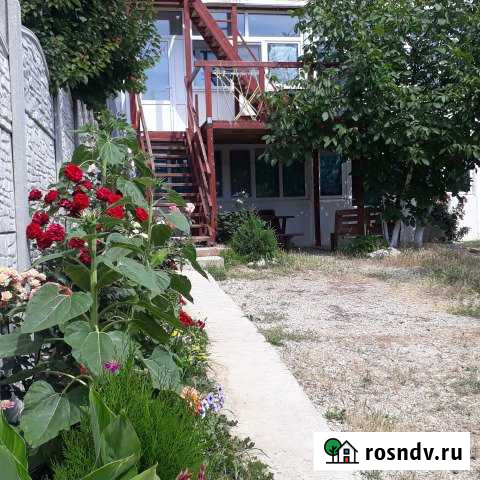Коттедж 116 м² на участке 4 сот. в аренду посуточно в Севастополе Севастополь - изображение 1