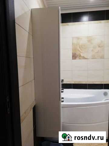 4-комнатная квартира, 63 м², 5/5 эт. на продажу в Николаевске Николаевск - изображение 1