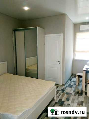 Комната 25 м² в 1-ком. кв., 1/1 эт. в аренду посуточно в Новороссийске Новороссийск - изображение 1