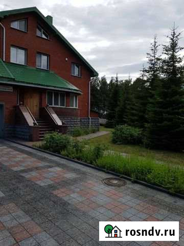 Коттедж 502 м² на участке 20 сот. в аренду на длительный срок в Сургуте Сургут - изображение 1