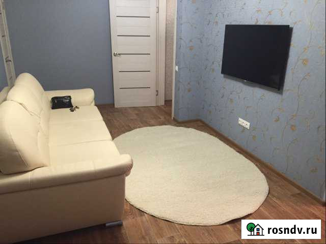 2-комнатная квартира, 50 м², 4/5 эт. в аренду посуточно в Дзержинске Дзержинск - изображение 1