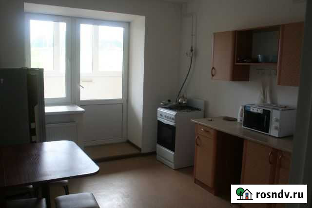 3-комнатная квартира, 100 м², 1/9 эт. в аренду посуточно в Октябрьском Республики Башкортостан Октябрьский - изображение 1