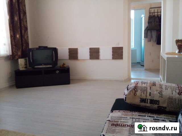1-комнатная квартира, 36 м², 2/2 эт. в аренду посуточно в Таганроге Таганрог - изображение 1