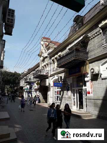 Комната 22 м² в 2-ком. кв., 3/3 эт. в аренду посуточно в Ялте Ялта - изображение 1