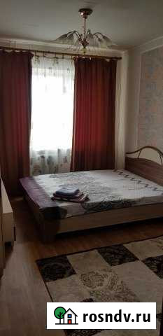 2-комнатная квартира, 60 м², 4/5 эт. в аренду посуточно в Надыме Надым - изображение 1