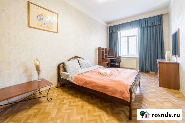 3-комнатная квартира, 75 м², 4/5 эт. в аренду посуточно в Санкт-Петербурге Санкт-Петербург - изображение 1
