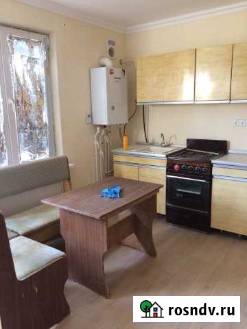 Дом 36 м² на участке 1 сот. в аренду на длительный срок в Майкопе Майкоп - изображение 1