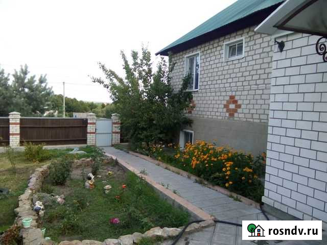 Дом 227.9 м² на участке 6 сот. на продажу в Урюпинске Урюпинск - изображение 1