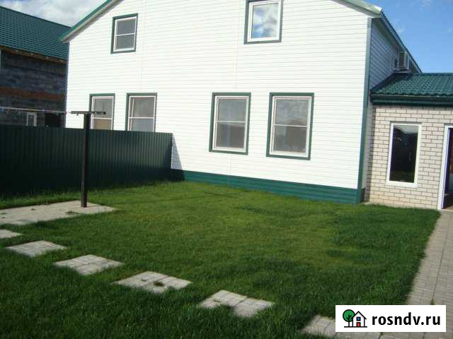 Коттедж 180 м² на участке 15 сот. в аренду посуточно в Яровом Яровое - изображение 1