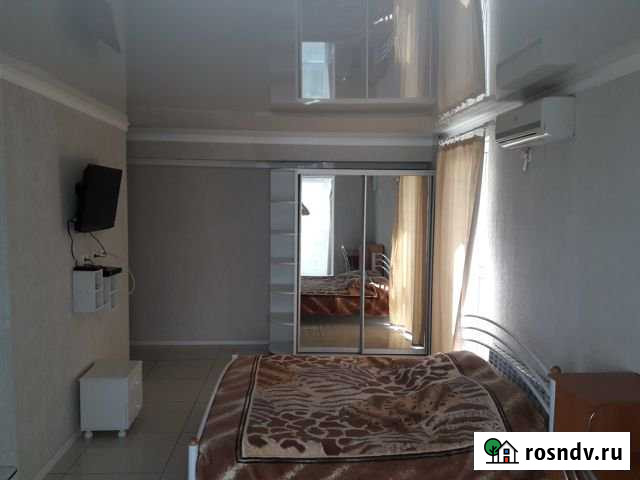 1-комнатная квартира, 35 м², 4/5 эт. в аренду посуточно в Алуште Алушта - изображение 1