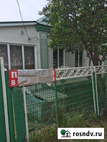 Дом 50 м² на участке 8 сот. на продажу в Новокубанске Новокубанск - изображение 1