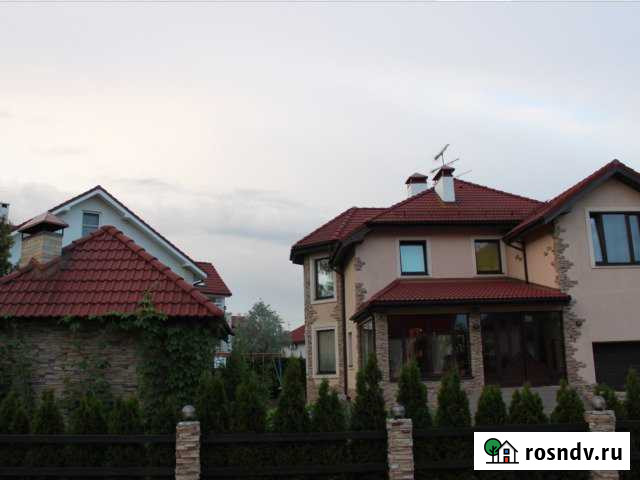 Дом 297 м² на участке 8 сот. в аренду на длительный срок в Москве Москва - изображение 1