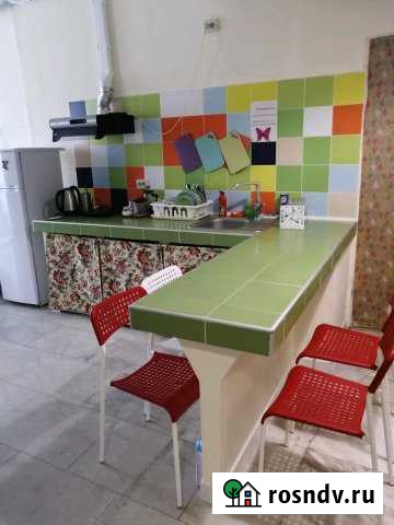 Комната 42 м² в 5-ком. кв., 2/7 эт. в аренду посуточно в Самаре Самара - изображение 1