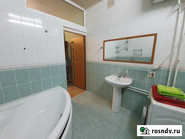 2-комнатная квартира, 82 м², 1/4 эт. в аренду посуточно в Астрахани Астрахань - изображение 1