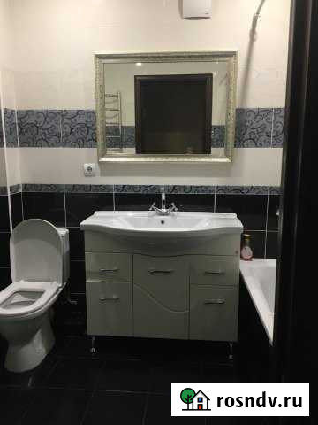 2-комнатная квартира, 60 м², 6/6 эт. в аренду на длительный срок во Владикавказе Владикавказ - изображение 1