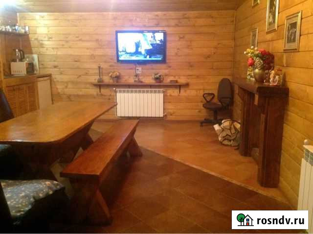 Дом 120 м² на участке 4 сот. в аренду посуточно в Челябинске Челябинск - изображение 1