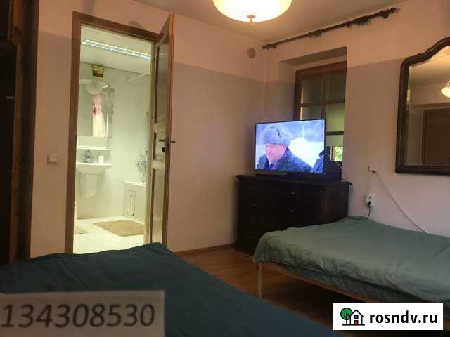 1-комнатная квартира, 57 м², 2/5 эт. в аренду посуточно в Троицке Московской области Троицк - изображение 1