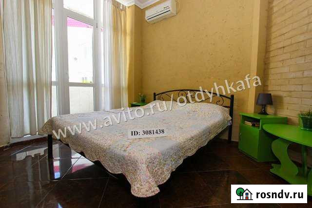 3-комнатная квартира, 62 м², 2/4 эт. в аренду посуточно в Феодосии Феодосия - изображение 1