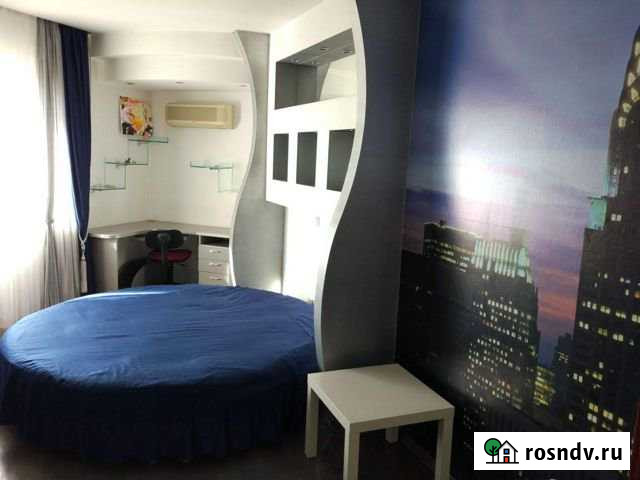 Дом 500 м² на участке 5 сот. в аренду на длительный срок в Сочи Сочи - изображение 1