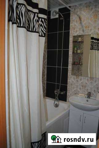 1-комнатная квартира, 31 м², 1/5 эт. в аренду посуточно в Лысьве Лысьва - изображение 1