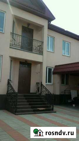 Дом 200 м² на участке 4 сот. в аренду на длительный срок в Нальчике Нальчик - изображение 1