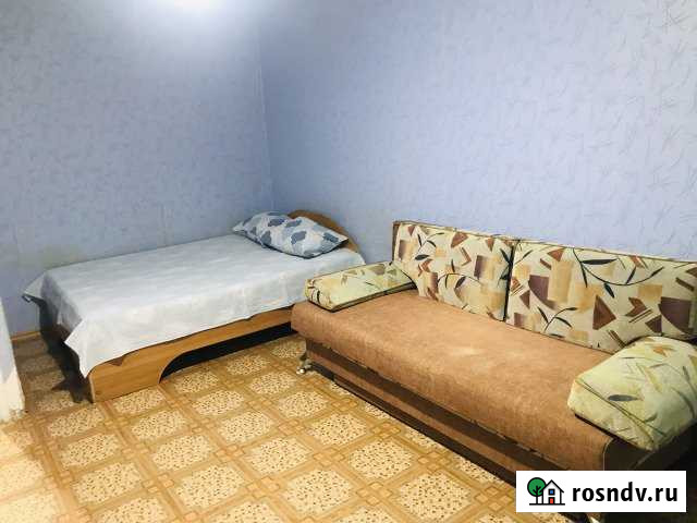 1-комнатная квартира, 29 м², 5/5 эт. в аренду посуточно в Волжском Волгоградской области Волжский - изображение 1