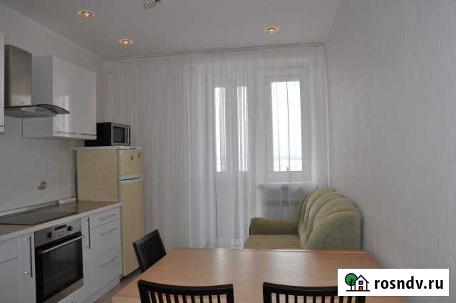 1-комнатная квартира, 40 м², 8/9 эт. в аренду посуточно в Салехарде Салехард - изображение 1