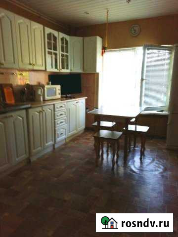 Комната 25 м² в 6-ком. кв., 2/2 эт. в аренду посуточно в Краснодаре Краснодар - изображение 1