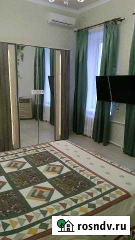 3-комнатная квартира, 98 м², 1/2 эт. в аренду посуточно в Ялте Ялта - изображение 1