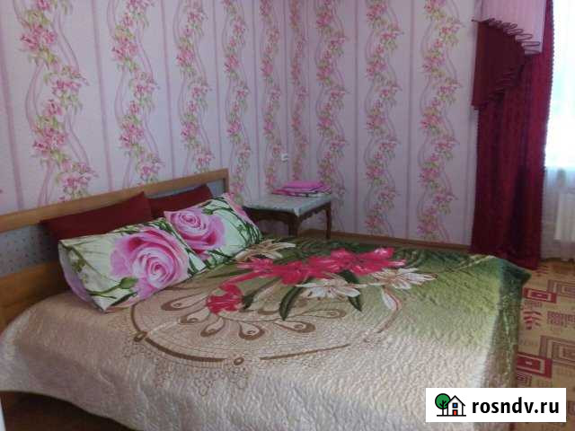 1-комнатная квартира, 40 м², 1/4 эт. в аренду посуточно в Стрежевом Стрежевой - изображение 1