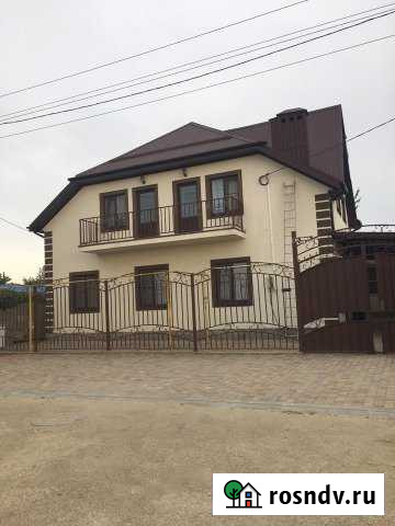 2-комнатная квартира, 40 м², 1/2 эт. в аренду посуточно в Витязево Витязево - изображение 1