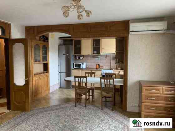 3-комнатная квартира, 93 м², 6/10 эт. в аренду посуточно в Екатеринбурге Екатеринбург