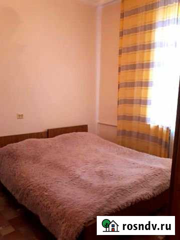 2-комнатная квартира, 42 м², 3/5 эт. в аренду на длительный срок во Владикавказе Владикавказ - изображение 1