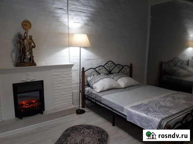 Комната 17 м² в 1-ком. кв., 1/5 эт. в аренду посуточно в Биробиджане Биробиджан - изображение 1