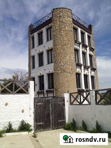 Дача 200 м² на участке 15 сот. в аренду посуточно в Новороссийске Новороссийск - изображение 1