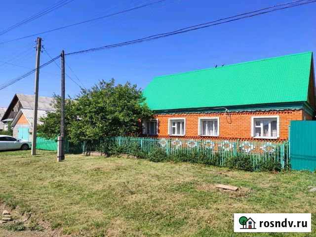 Дом 100 м² на участке 10 сот. на продажу в Исянгулово Исянгулово - изображение 1