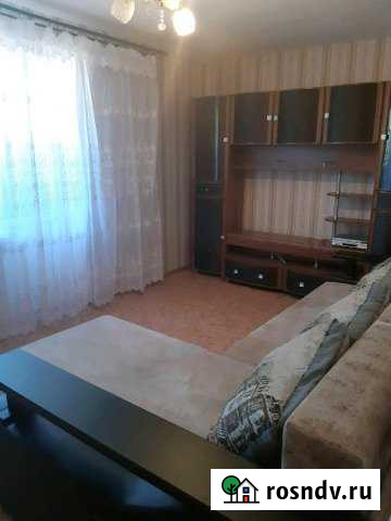 2-комнатная квартира, 43 м², 3/3 эт. в аренду на длительный срок в Новошахтинске Новошахтинск - изображение 1