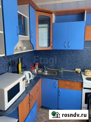 2-комнатная квартира, 42 м², 4/9 эт. в аренду на длительный срок в Тобольске Тобольск - изображение 1