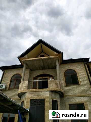 Коттедж 200 м² на участке 3 сот. в аренду посуточно в Избербаше Избербаш - изображение 1