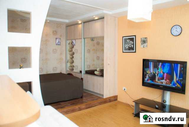 1-комнатная квартира, 40 м², 2/5 эт. в аренду посуточно в Златоусте Златоуст - изображение 1