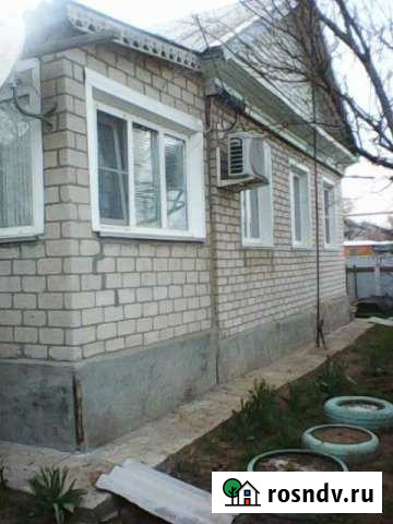 Комната 15 м² в 4-ком. кв., 1/1 эт. в аренду посуточно в Котельниково Котельниково - изображение 1