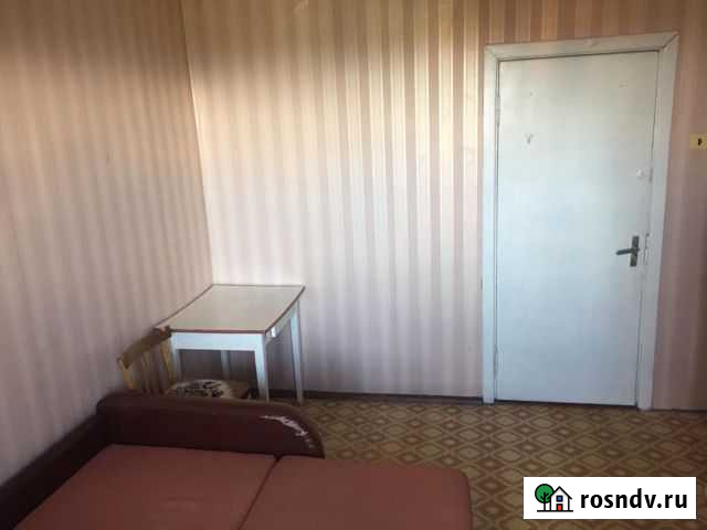 Комната 10 м² в 3-ком. кв., 10/10 эт. в аренду на длительный срок в Пскове Псков - изображение 1