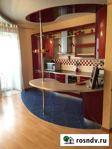 3-комнатная квартира, 100 м², 3/10 эт. в аренду на длительный срок в Самаре Самара - изображение 1