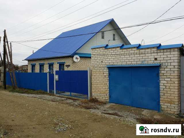 Дом 76 м² на участке 9 сот. на продажу в Петрове Вале Петров Вал - изображение 1